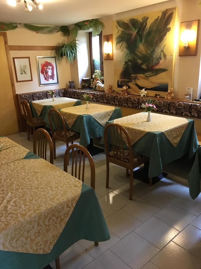 Albergo Meuble Tarandan Форни ди Сопра Екстериор снимка
